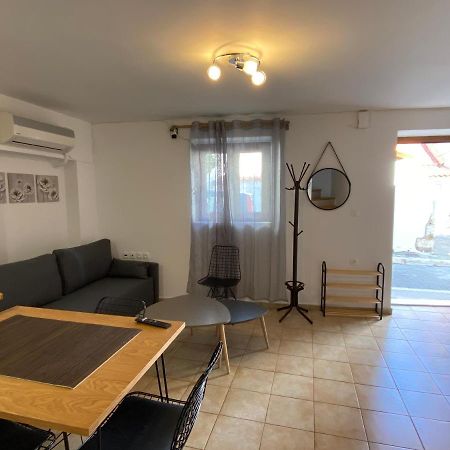 Romantic Maisonette In The Heart Of Pythagoreio Rh Door Exterior foto